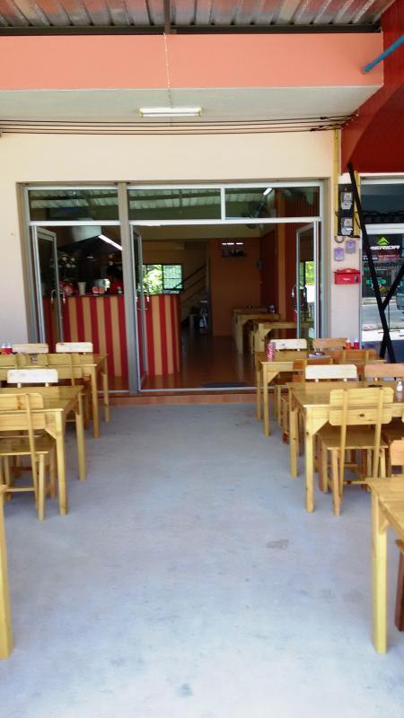 post-20917-0-57371000-1427788526_thumb.j