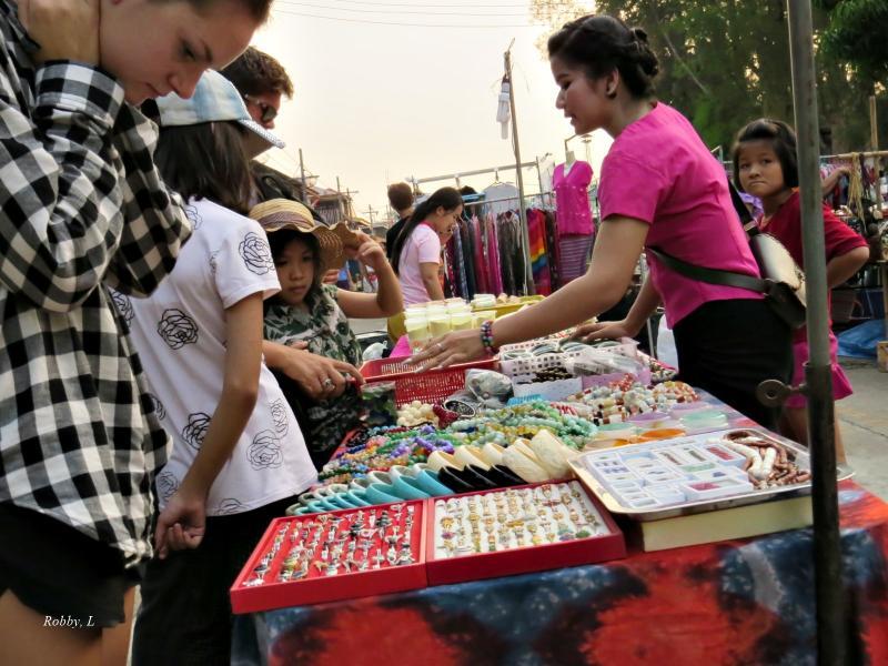 post-12069-0-99551200-1429846176_thumb.j