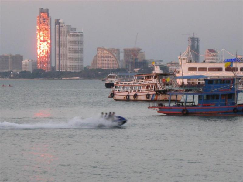 post-2109-0-35253200-1428561540_thumb.jp