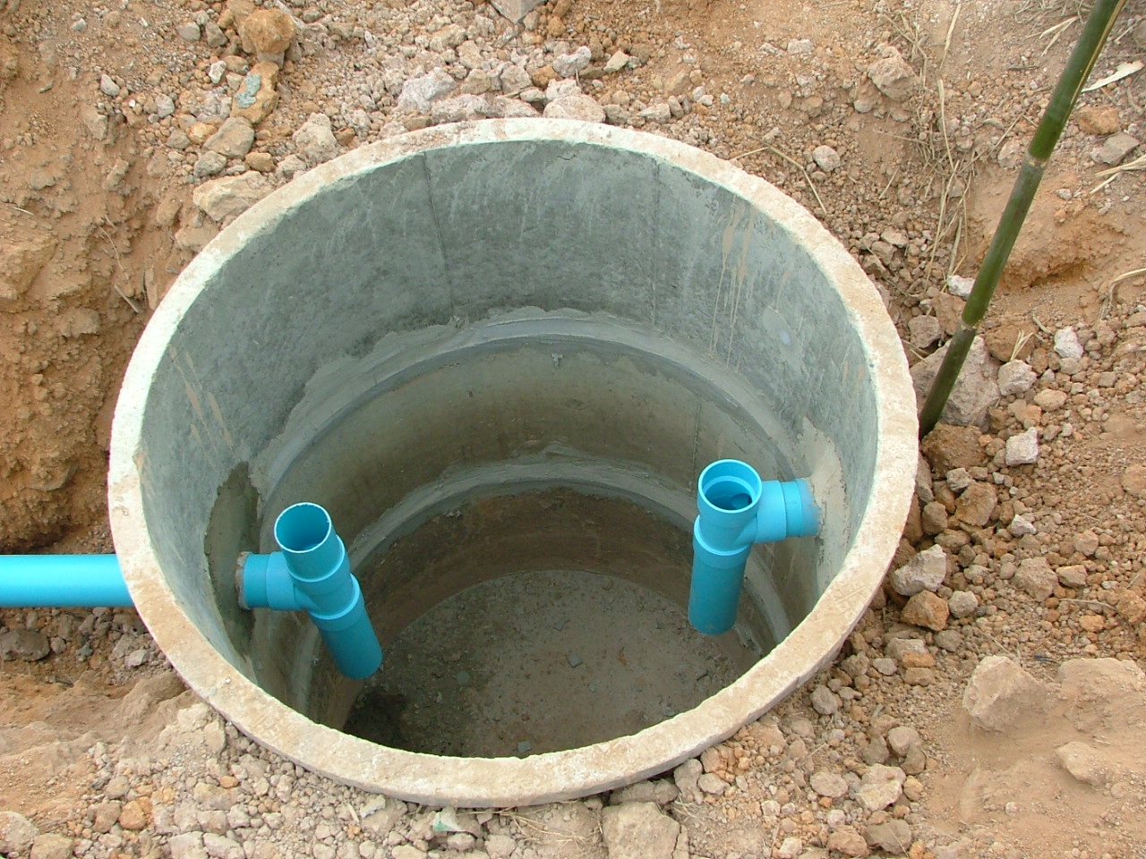 Septic tank aerator smell