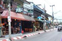 post-42592-0-38175100-1308790904_thumb.j