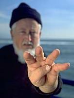 post-50490-1188300836_thumb.jpg