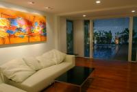 post-136311-0-14343100-1314676892_thumb.