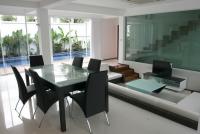 post-136311-0-65482000-1314676716_thumb.