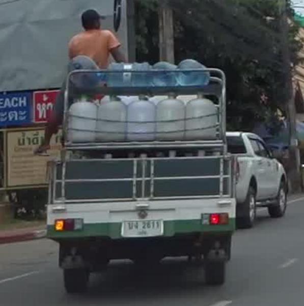 post-35489-0-32020800-1441116003_thumb.j