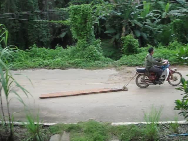 post-35489-0-51127300-1441459988_thumb.j