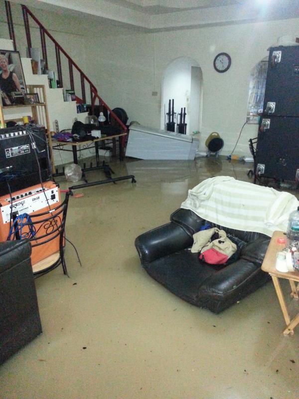 post-5869-0-32340800-1442471484_thumb.jp