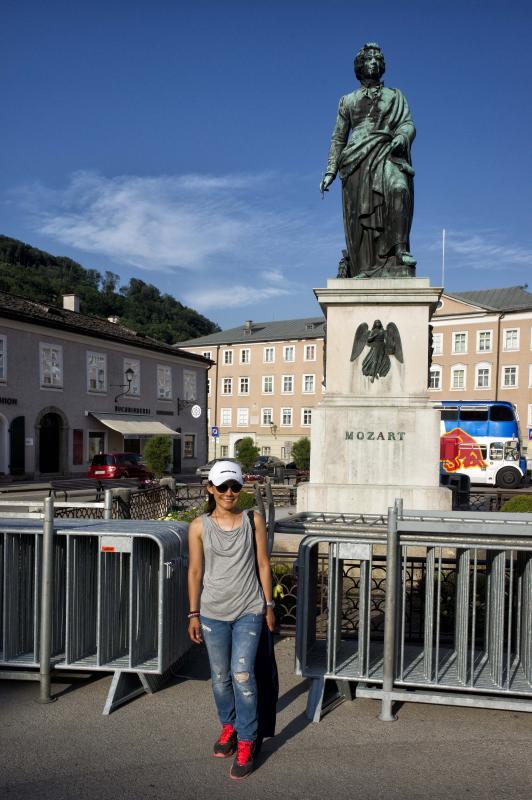 post-93078-0-17007000-1442030564_thumb.j