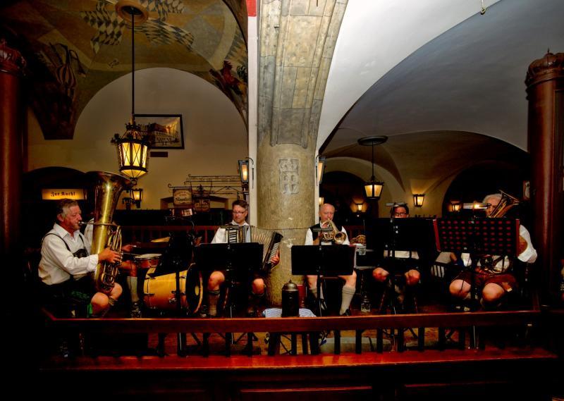 post-93078-0-21863300-1443054964_thumb.j