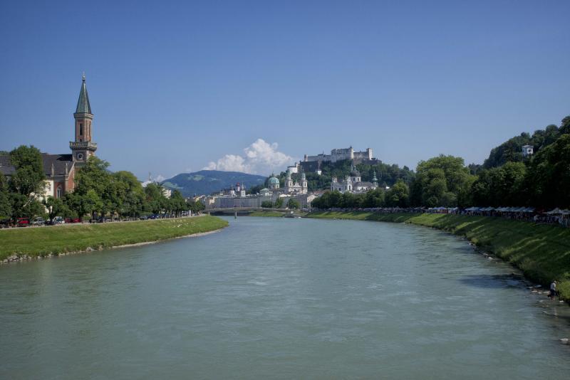 post-93078-0-24784700-1442030392_thumb.j