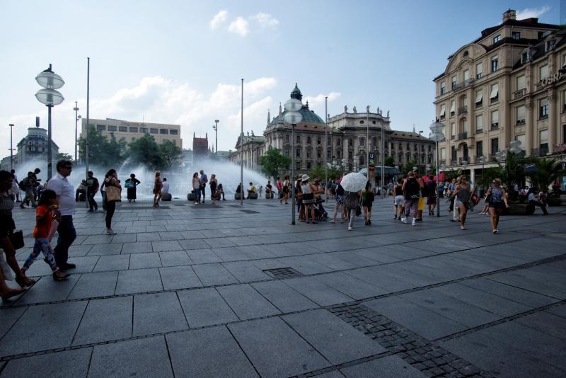 post-93078-0-58751600-1442969421_thumb.j