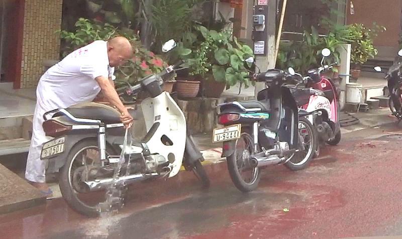 post-35489-0-08719400-1445259274_thumb.j