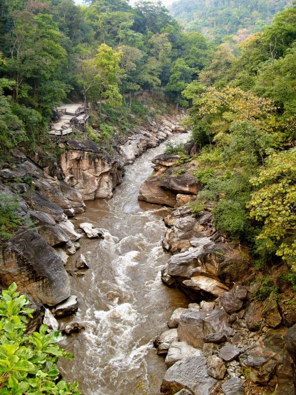 post-93078-0-09653700-1445840219_thumb.j