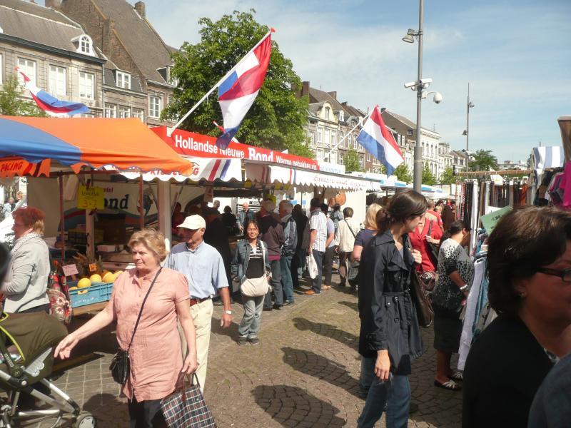 post-94399-0-36065200-1446009124_thumb.j