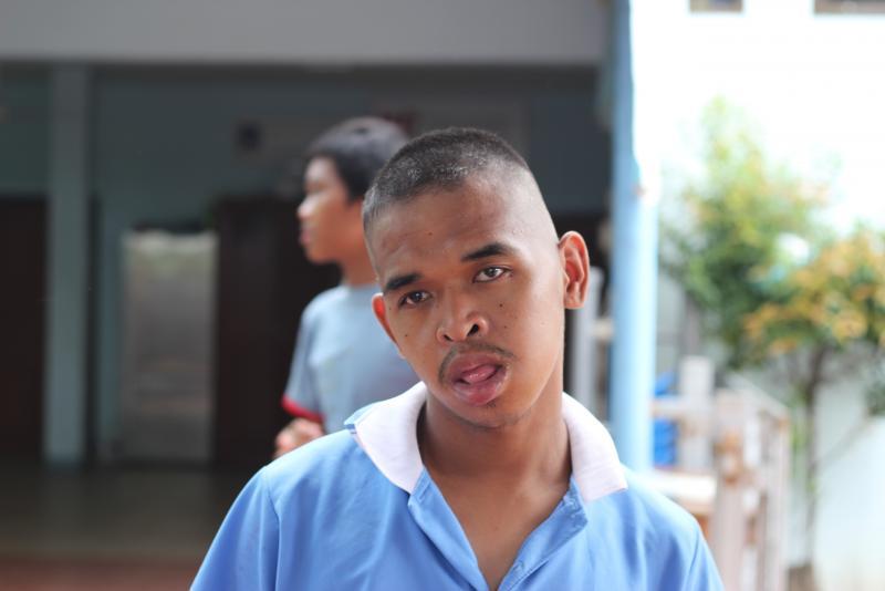 post-95325-0-19790600-1445951153_thumb.j