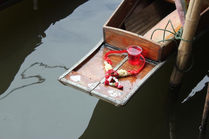 post-95325-0-22093400-1444666266_thumb.j