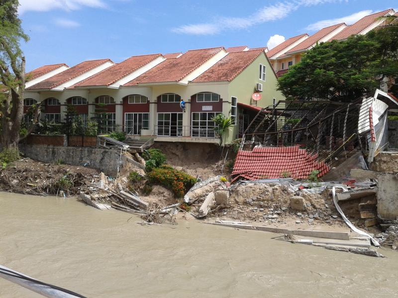 post-98036-0-14425600-1444833652_thumb.j