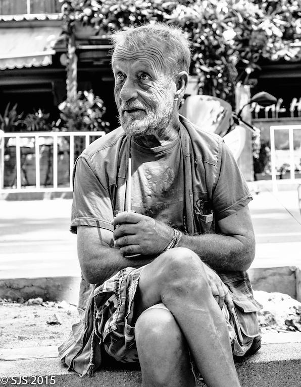 post-52121-0-69988300-1448357978_thumb.j