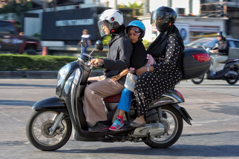 post-93078-0-51468900-1447326237_thumb.j