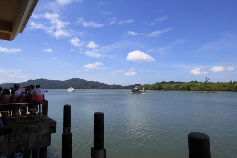 post-95325-0-89572900-1448892141_thumb.j