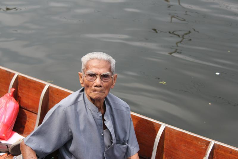 post-95325-0-32973300-1448942756_thumb.j