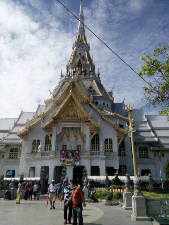 Temple 1.jpg