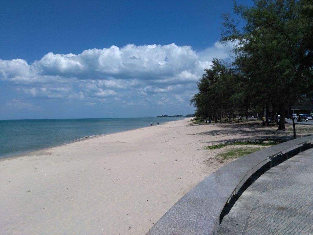 SKL Town Beach.jpg