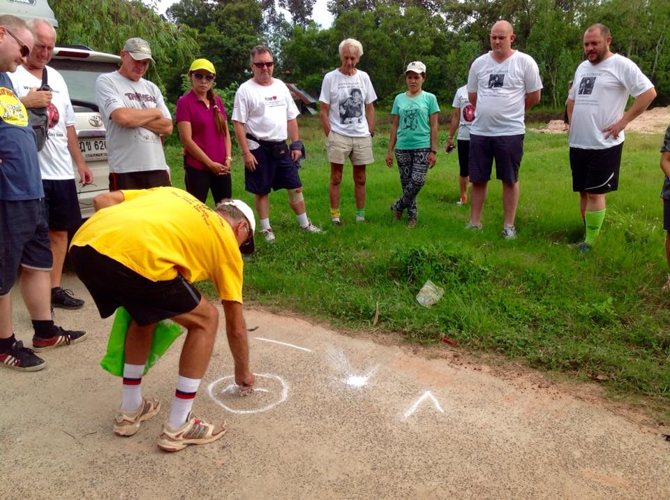 12. the hare explains ubon hash markings.jpg