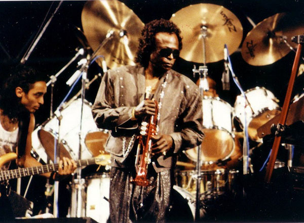 1024px-Miles_Davis_24.jpg