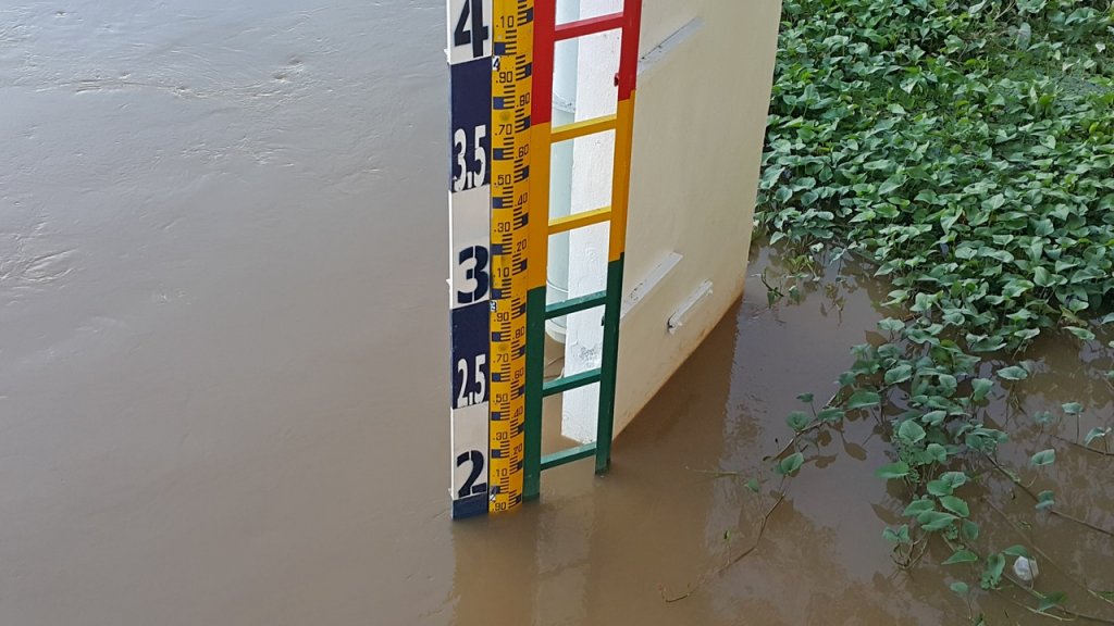 river level marker post 13 sept 16 20160913_175610 (2).jpg