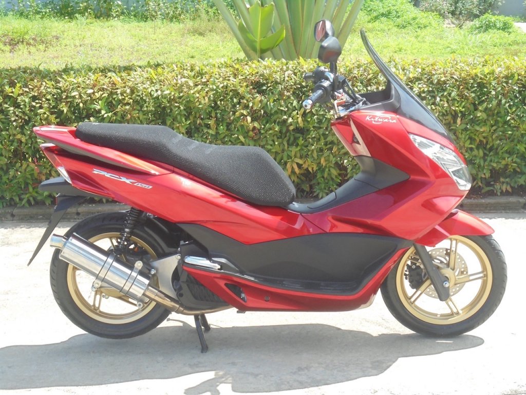 PCX150 STBD.jpg