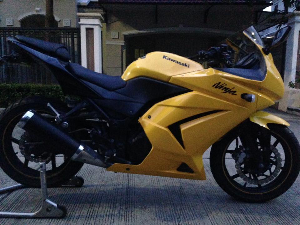Ninja2011Yellow-04.jpg