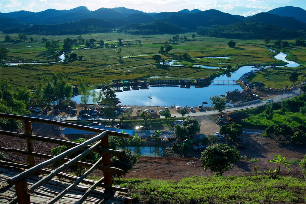 Water Market Phayamengrai  001.jpg