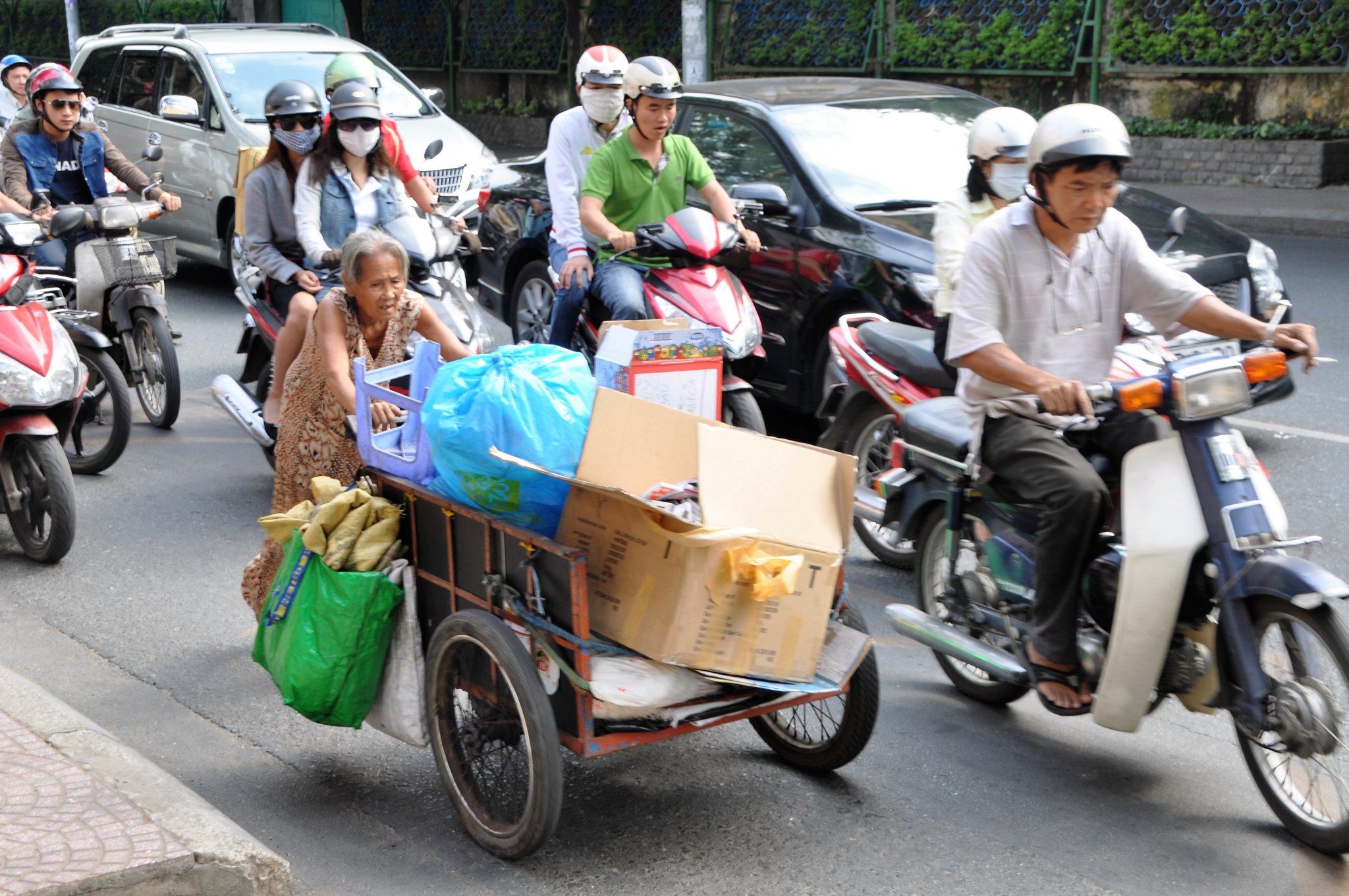 E HVMC traffic  (8).JPG