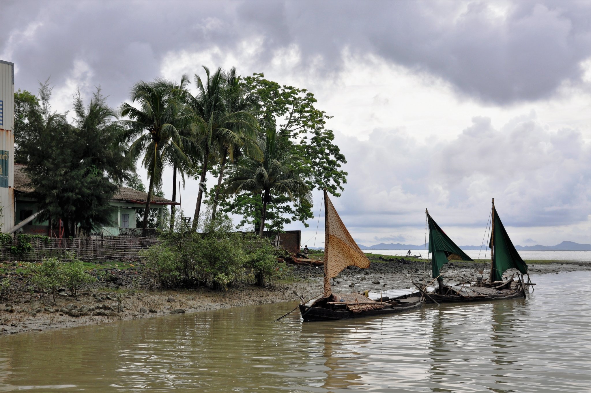 2 DSC_0118 boattrip to M'Rauk-U.jpg