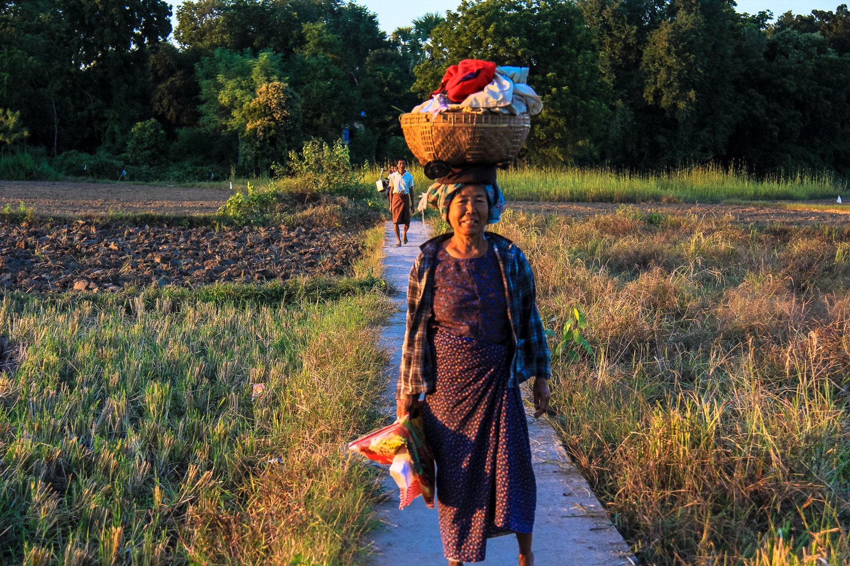 Burma Magway area-2275.jpg