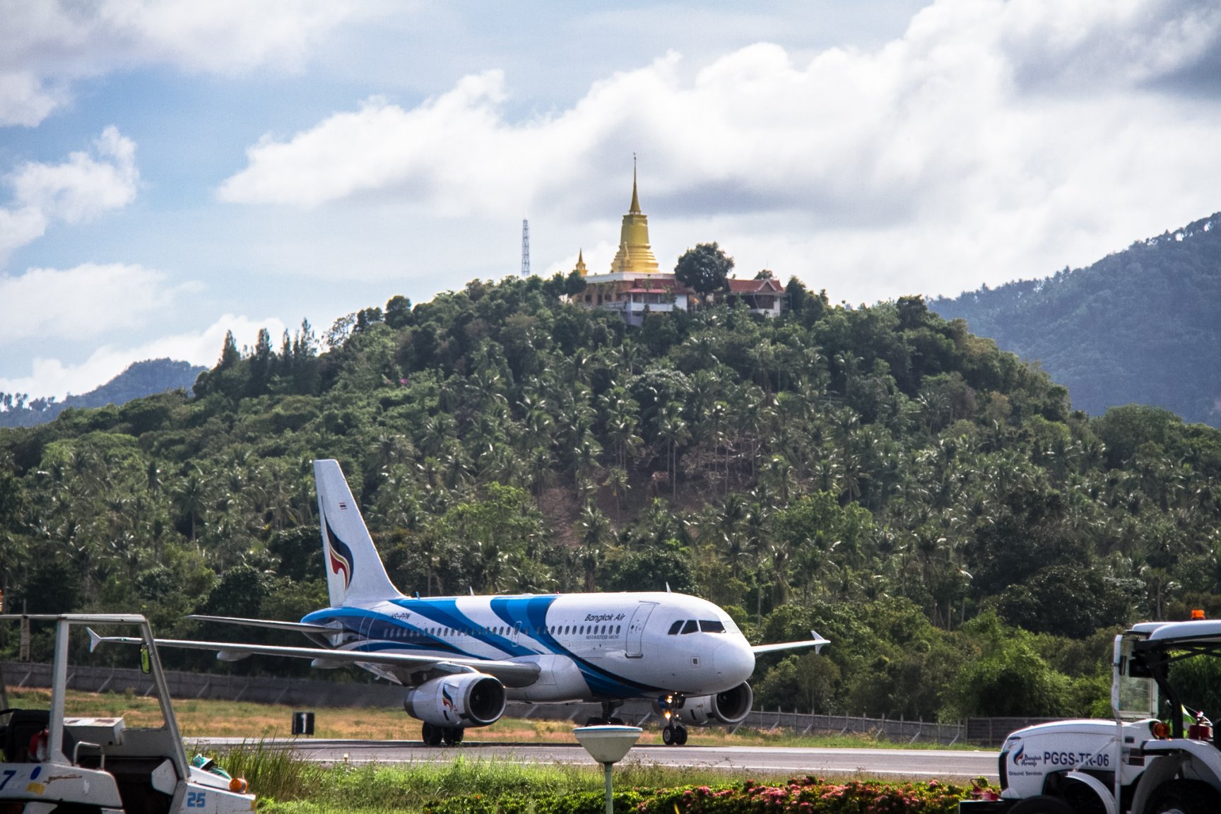Samui airport to Phuket-9162.jpg