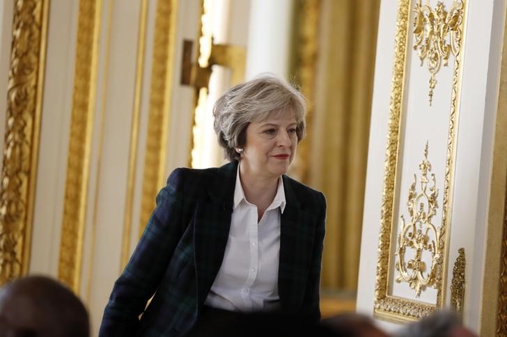 2017-01-17T121542Z_1_LYNXMPED0G0UF_RTROPTP_3_BRITAIN-EU-MAY.JPG