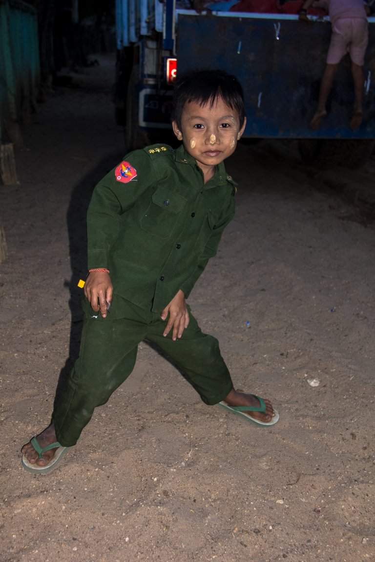 Burma Magway area-2972.jpg