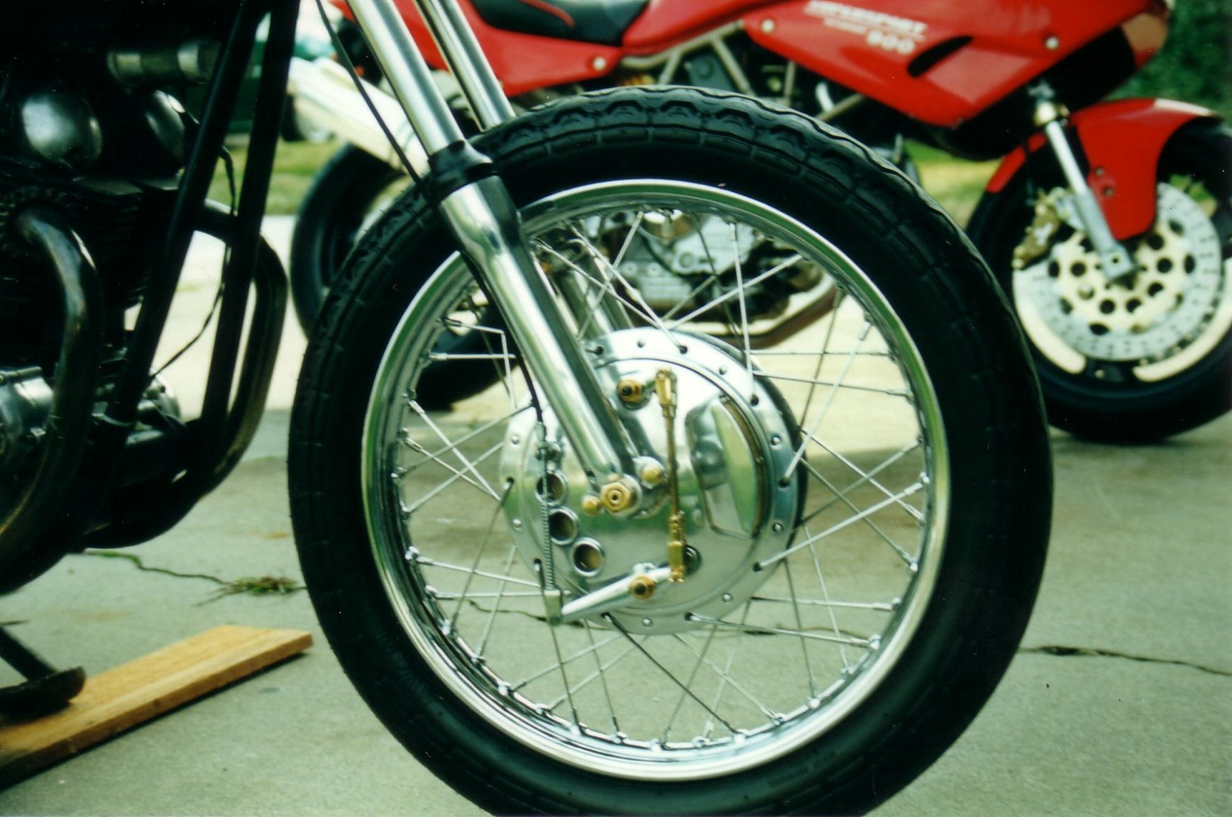 Me, Norton, Ducati-1.JPG