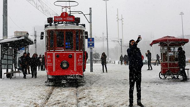606x341_354301.jpg
