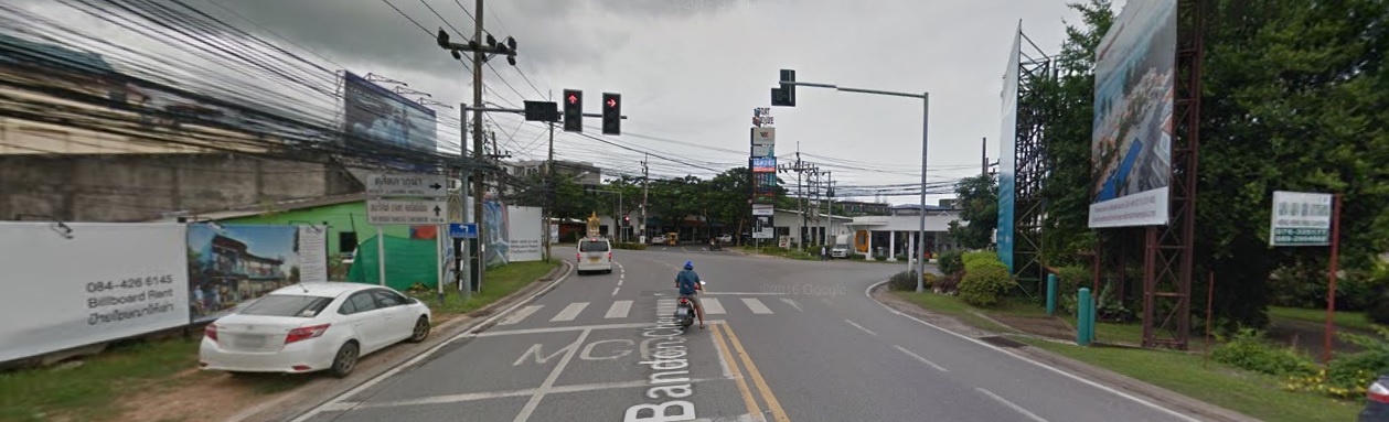 laguna traffic lights.jpg