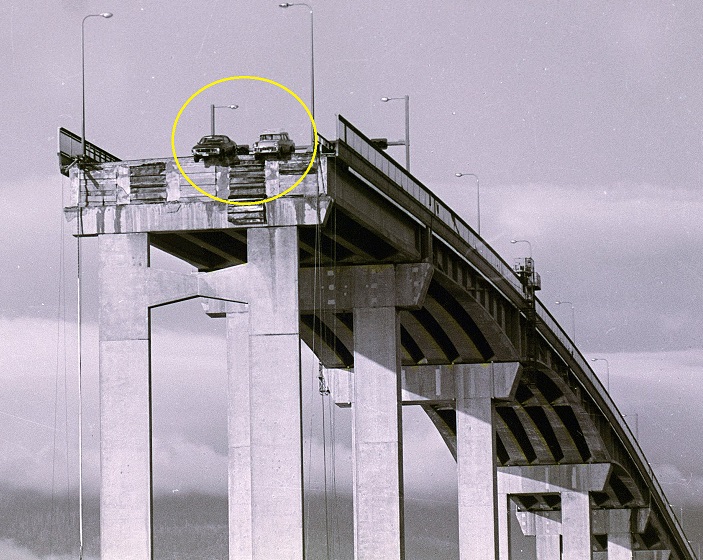 bridge_collapse.jpg
