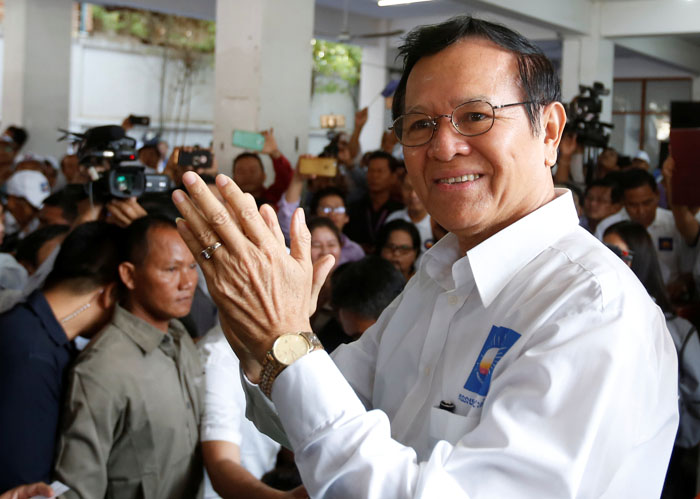 2017-03-14T124721Z_1_LYNXMPED2D0VN_RTROPTP_4_CAMBODIA-POLITICS.JPG