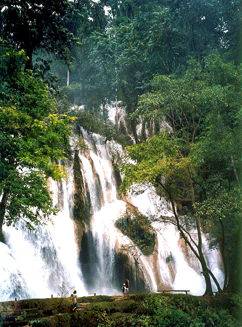 58d3364b1f69f_KuangSiFalls.jpg.55a4d073e80abcf9a5f9f2327ae740b6.jpg
