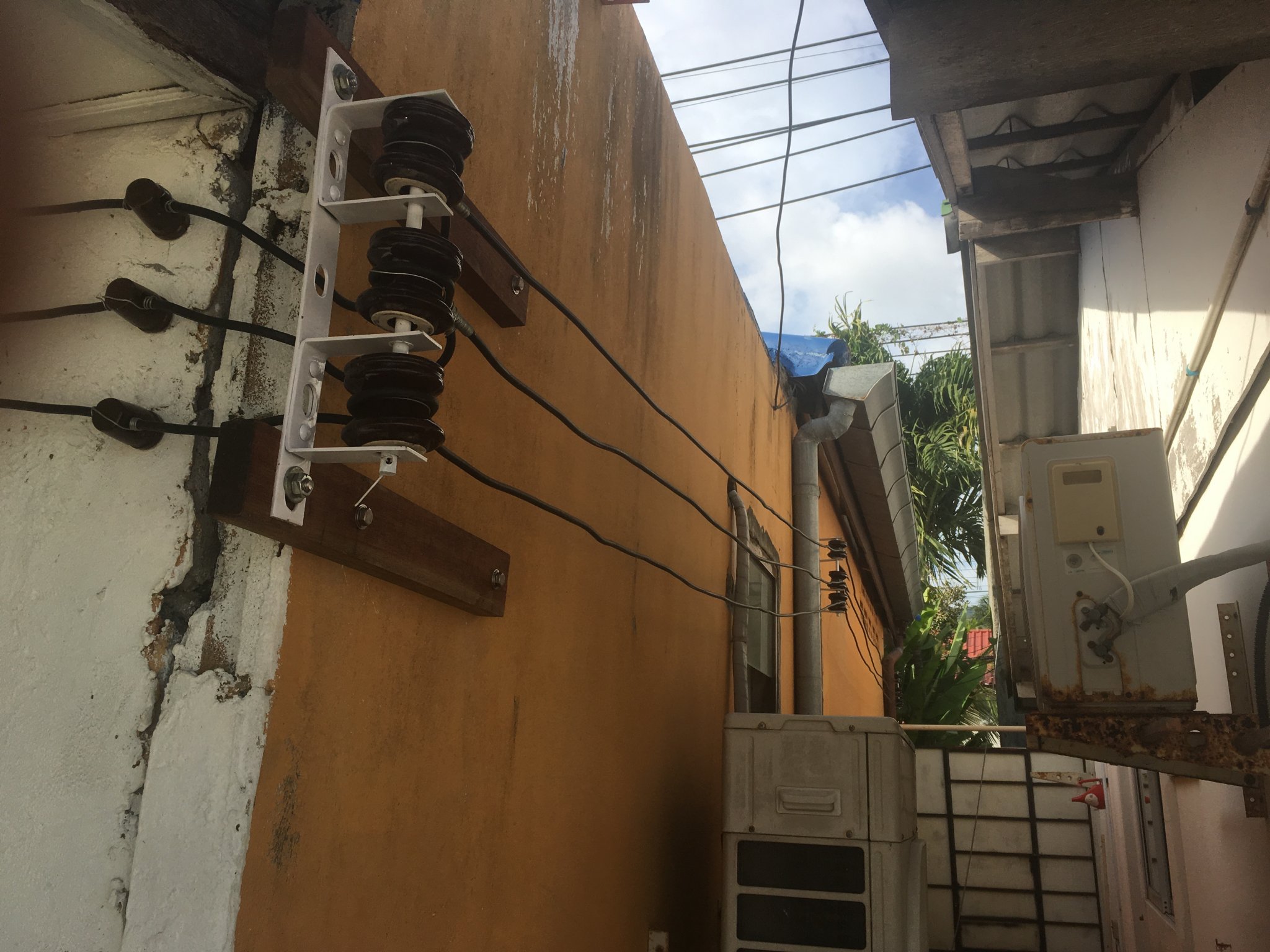 3 way Powerlines 1.jpg