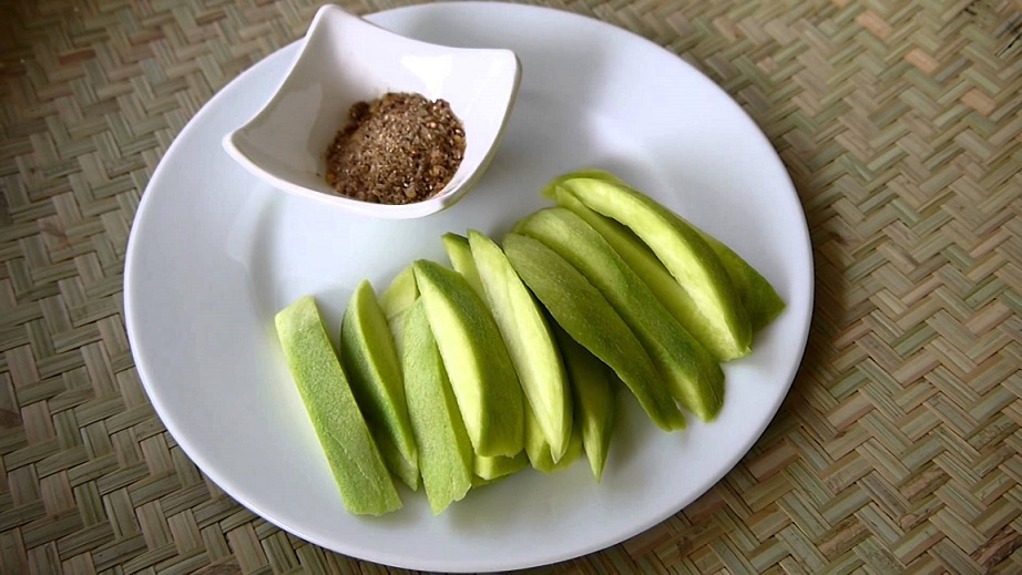58eb7ae40890b_greenmango.jpg.72d78d4e66f5c920cebe32a2be00c39b.jpg