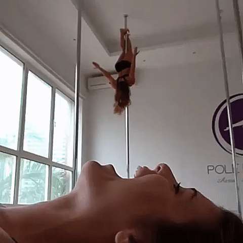 gif-pole-dance-mouth.jpg.a6c89150c4d7cae2f3d660d70baf6271.jpg