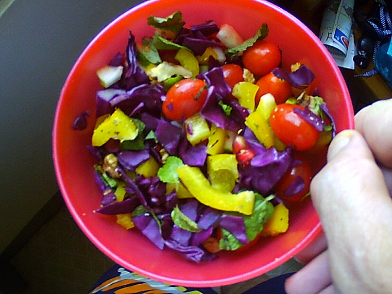 salad.jpg.23ed6d8bb812742527cf211cf9477ea1.jpg