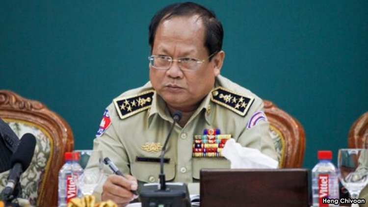 1_interior_ministry_spokesperson_khieu_sopheak_speaks_at_an_event_last_year_in_phnom_penh_heng_chivoan_0.jpg